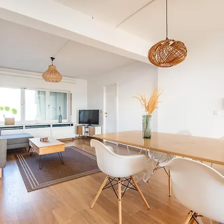 Penthouse Met Groot Terras En Schitterend Zicht 公寓 布兰肯贝赫