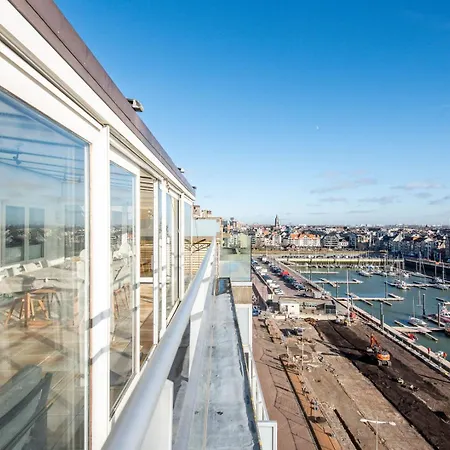 Penthouse Met Groot Terras En Schitterend Zicht